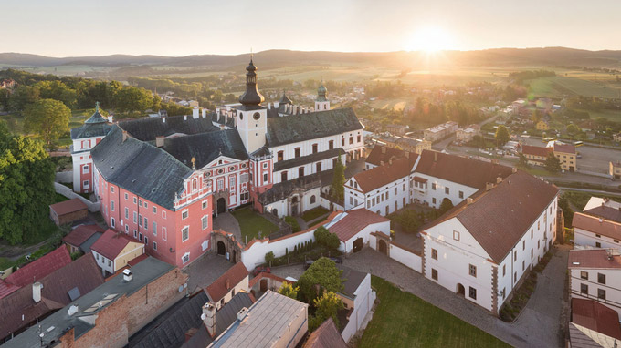 © CzechTourism / Kloster von Broumov, CZ / Zum Vergrößern auf das Bild klicken
