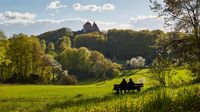 Nürnberger Land, Bayern - Wandern mit Blick auf Burg Hohenstein