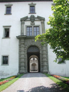 Schloss Hohenems, Vorarlberg - Palastportal / Zum Vergrößern auf das Bild klicken