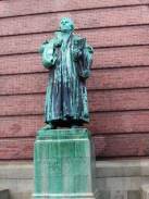 Hamburg, Deutschland - Statue Martin Luther / Zum Vergrößern auf das Bild klicken