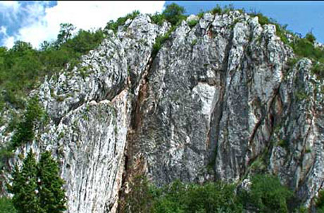 55PLUS Miskolc, Ungarn - Eingang zur Baradla-Höhle