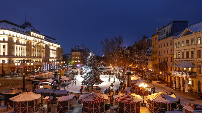 © Twin City Liner / Bratislava, Adventmarkt / Zum Vergrößern auf das Bild klicken