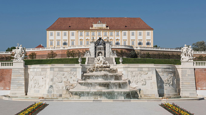 © SKB Hertha Hurnaus / Schloss Hof, Niederösterreich / Zum Vergrößern auf das Bild klicken