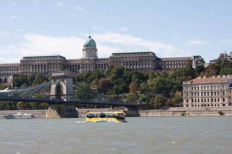 Budapest, Ungarn - RiverRide Stadtrundfahrt