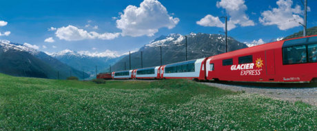 Glacier-Express am Oberalppass, Schweiz