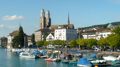 Zürich, Schweiz - Stadtbild mit Großmünster