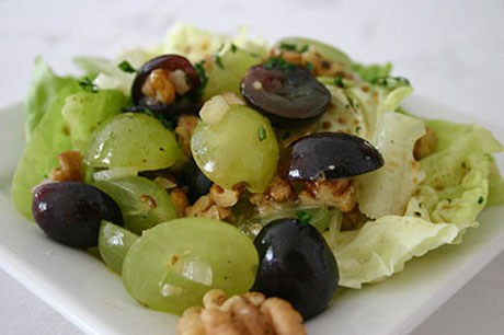 Salat mit Weintrauben