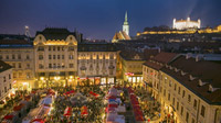 © slovakia.travel / Bratislava, SK - Weihnachtsmarkt / Zum Vergrößern auf das Bild klicken