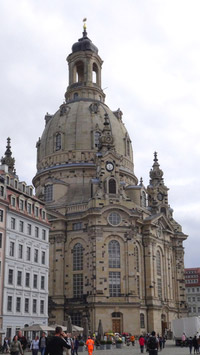 © 55PLUS Medien GmbH, Wien / Edith Spitzer / Dresden, DE - Frauenkirche / Zum Vergrößern auf das Bild klicken