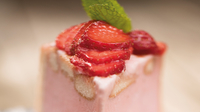 Erdbeer Eischarlotte_detail