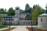 Cetinje, Montenegro - Kloster / Zum Vergrößern auf das Bild klicken
