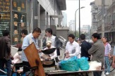 Shanghai, China - Chinesisches Viertel: Mittagessen / Zum Vergrößern auf das Bild klicken