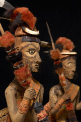 © Kunsthistorisches Museum Wien / Ethno-Museum, Wien - Ausstellung Naga: Naga-Grabfiguren / Zum Vergrößern auf das Bild klicken