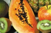 Papaya und Obst / Zum Vergrößern auf das Bild klicken