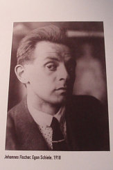 Foto © Helga Högl, Wien / Egon Schiele-Museum, Tulln - Portraitaufnahme / Zum Vergrößern auf das Bild klicken