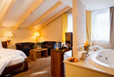 SuiteHotel Villa Tirol, Italien - Suite / Zum Vergrößern auf das Bild klicken
