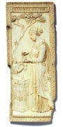 Victoria & Albert Museum, London - Mittelalter- und Renaissance-Galerie: Symmachi Panel / Zum Vergrößern auf das Bild klicken