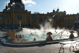 Budapest - Széchenyi-Bad, Thermalbad / Zum Vergrößern auf das Bild klicken