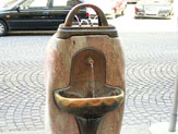 55PLUS Wasserbrunnen in Wien / Zum Vergrößern auf das Bild klicken