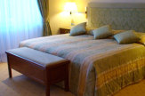 Kempinski Grand Hotel des Bains, St. Moritz - Standardzimmer / Zum Vergrößern auf das Bild klicken