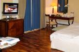 Victoria-Jungfrau Grand Hotel & Spa, Interlaken - Zimmer / Zum Vergrößern auf das Bild klicken